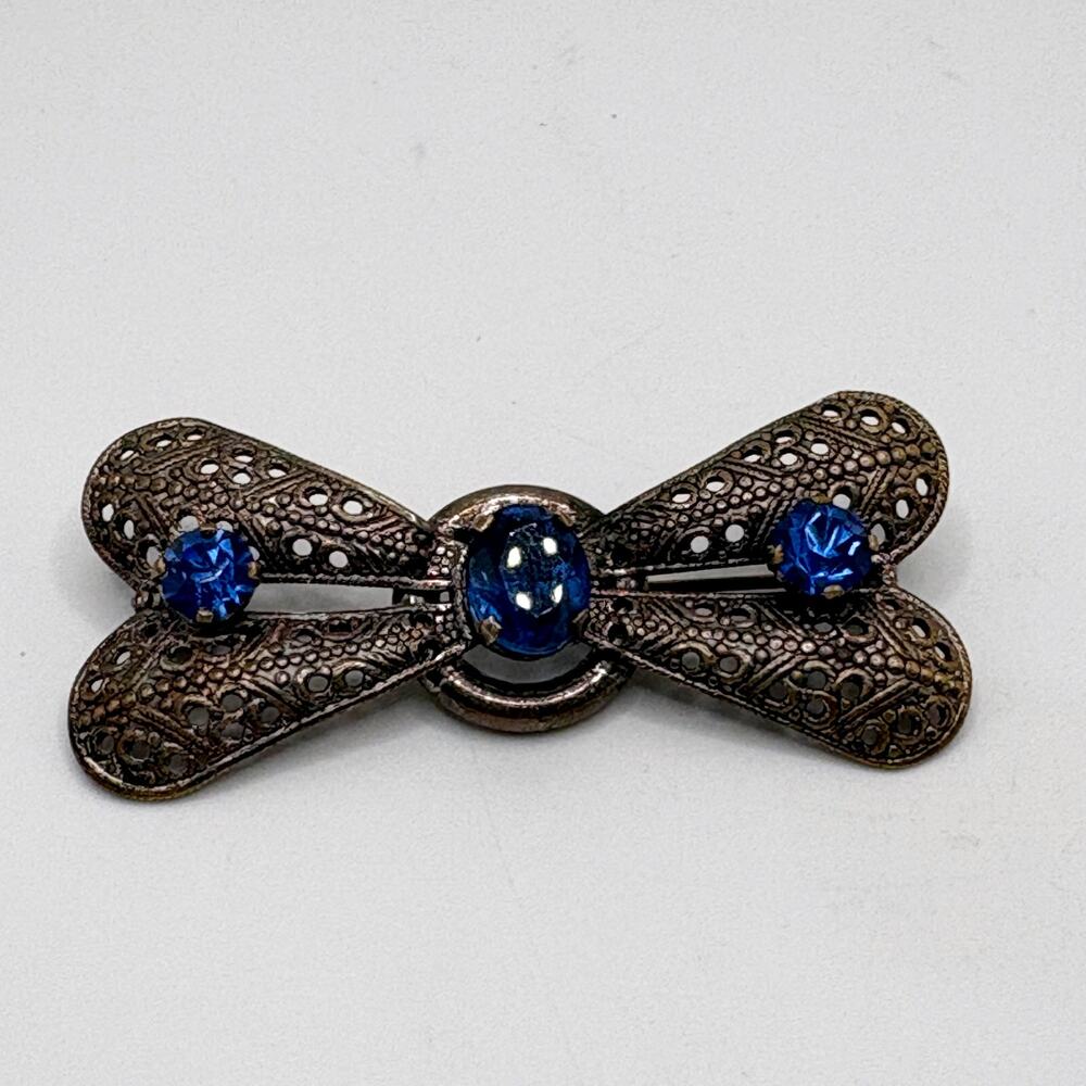 Vintage CZEC Silver Tone Art Deco Filigree Bow w/ Blue Color Stones Brooch EUC